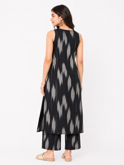 Black & Grey Ikat Print Sleeveless Kurta Pant Set for Women