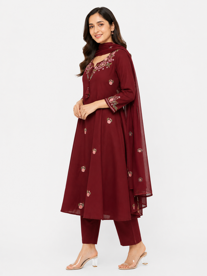 Women's Maroon Floral Embroidered Kurta Pant & Dupatta Set